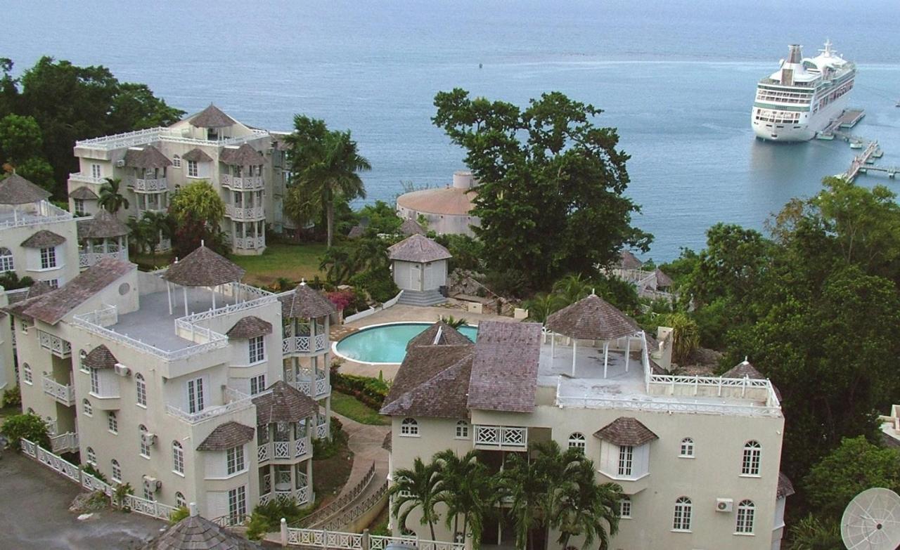 Appartamento Sky Castles Ocho Rios Esterno foto