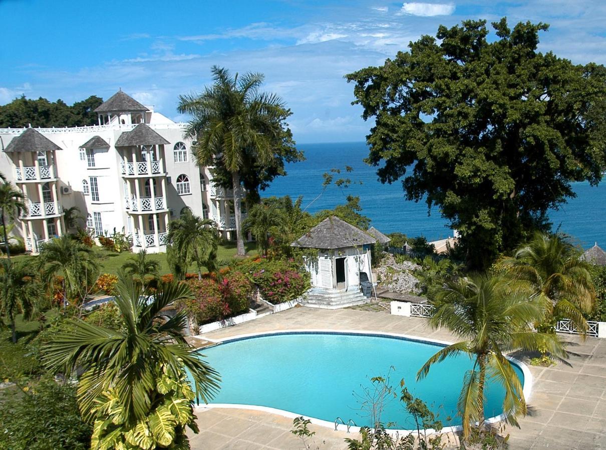 Appartamento Sky Castles Ocho Rios Esterno foto