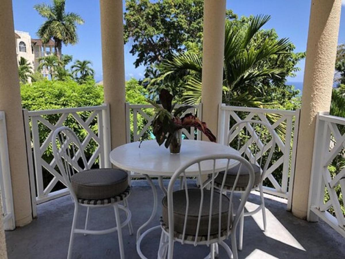 Appartamento Sky Castles Ocho Rios Esterno foto
