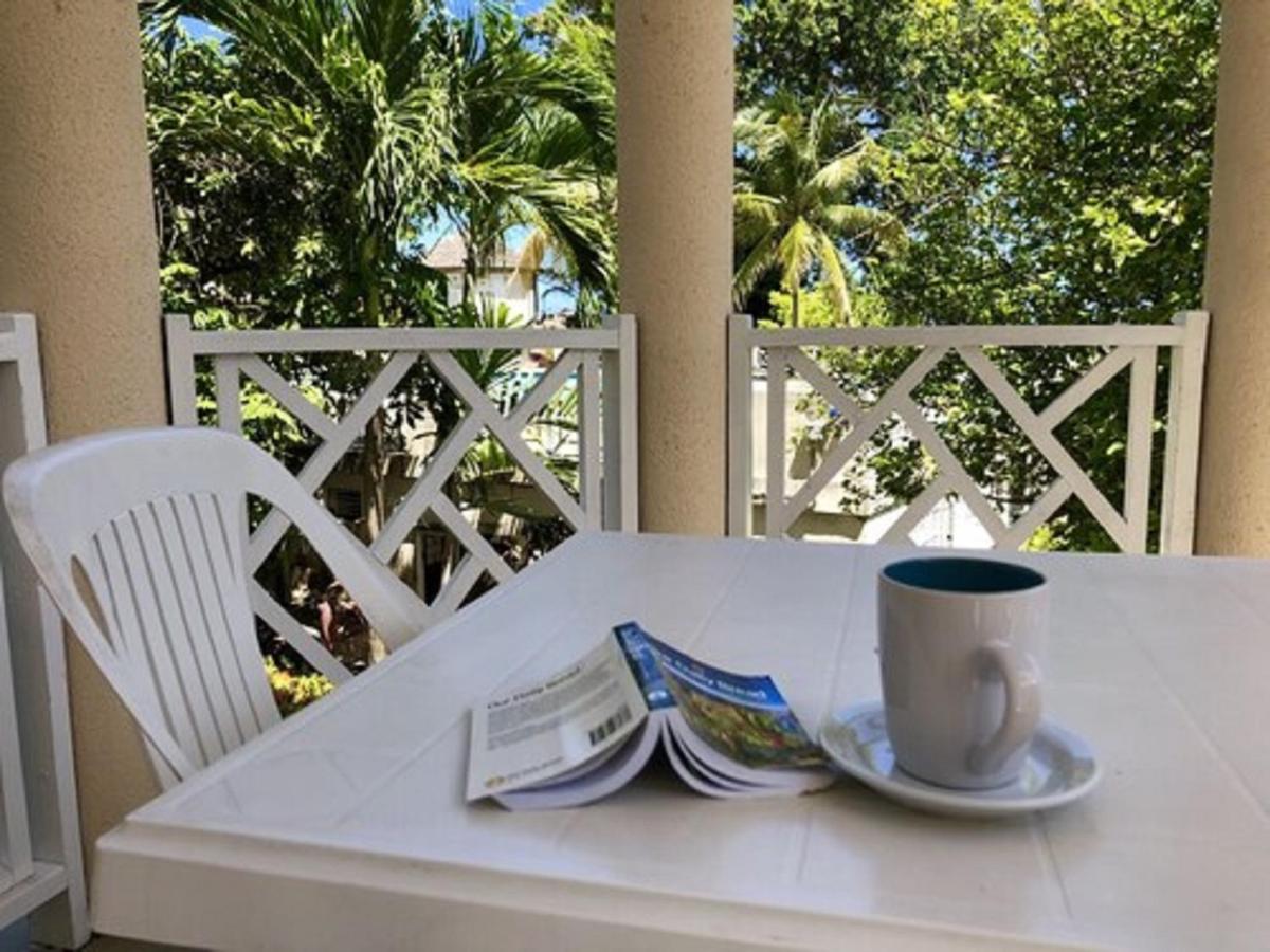 Appartamento Sky Castles Ocho Rios Esterno foto